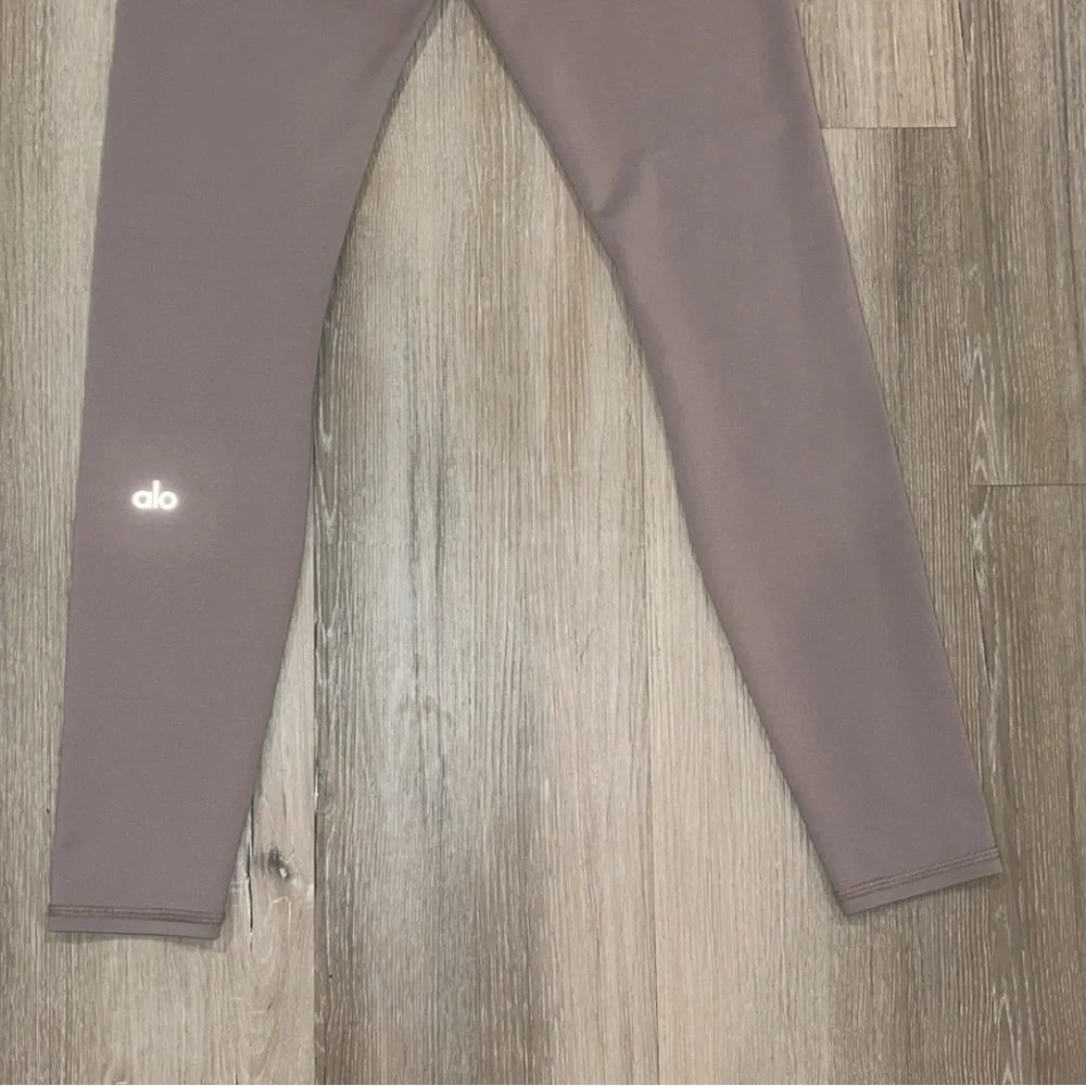 🆕ALO YOGA High-Waist Airlift Legging